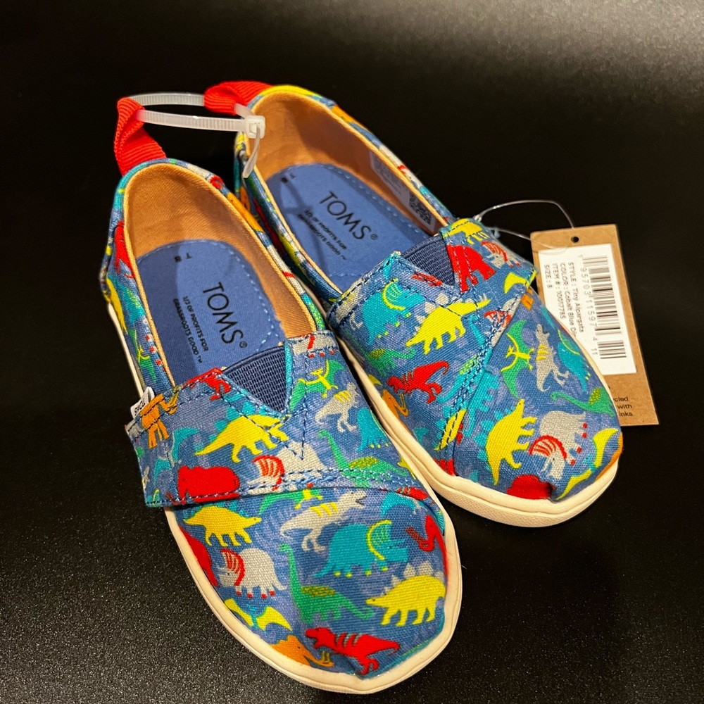 TOMS Kids Cobalt Blue Dinos Print Sneakers